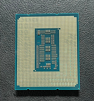 Menggunakan CPU Intel Core I9-13900 24-Core 32-Thread LGA1700