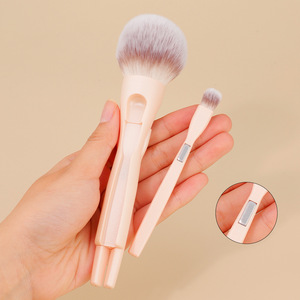 Nouvel ensemble de 4 pinceaux de maquillage magnétiques pour le visage et les yeux, pratique pour les voyages, avec poils en fibres synthétiques - Product Image 4