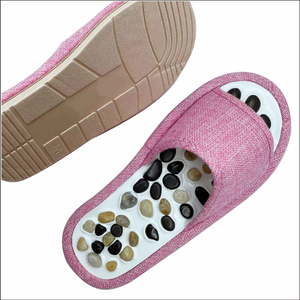 Sandales de réflexologie thérapeutique à acupression avec semelles en galets de pierre, antidérapantes en EVA, pour un massage naturel des pieds - Product Image 3
