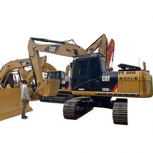 Excavadora Usada Caterpillar 320D2L 2022, Hidráulica, de Orugas, Amarilla, 20 Toneladas, con Motor y Bomba - Product Image 1
