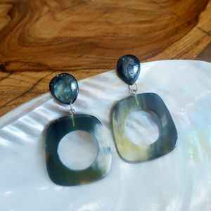 ต่างหูเขาควายทำด้วยมือไม่เหมือนใครวัสดุธรรมชาติน้ำหนักเบาเหมาะสำหรับสวมใส่ในชีวิตประจำวันอย่างมีสไตล์ - Product Image 3