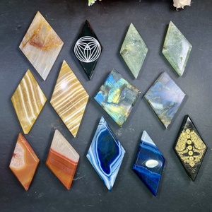 Prix usine <span class=keywords><strong>Dalle</strong></span> de diamant de forme libre de quartz de pierres de cristal naturel de haute qualité pour la décoration - Product Image 5