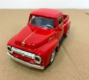 Modèle de voiture miniature en alliage 1:32 pour enfants, camionnette de simulation à rétrofriction, jouet moulé sous pression pour plus de 14 ans. - Product Image 4