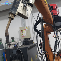 Robot de soudage programmable multifonction à six axes, moteur PLC, charge utile de 20 kg pour les applications de découpe/spraying thermique