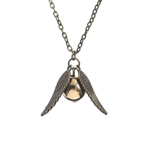 Collana pendente <span class=keywords><strong>Harry</strong></span> <span class=keywords><strong>potter</strong></span> The Deathly Hallows antico bronzo boccino d'oro ciondoli clessidra collana pendente all'ingrosso - Product Image 1
