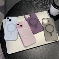 Étui de téléphone magnétique de charge sans fil mat Transparent pour iPhone 15 14 13 12 Pro Max sensation de peau antichoc dur PC couverture transparente