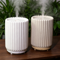 Diffuseur d'huiles essentielles avec lampe de nuit, 80 ml, diffuseur d'arômes portable USB, humidificateur avec lumières, petit humidificateur pour chambre à coucher
