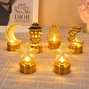 Decorazioni da Tavolo LED Ecologiche a Batteria per Ramadan, Lanterna a Forma di Luna Crescente e Stella, Design Geometrico Islamico per Eid - Product Image 4