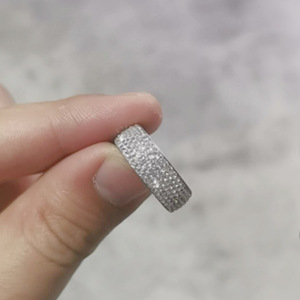 Anello in Acciaio Inossidabile Completamente Tempestato di Cristalli, Placcato Oro, Gioiello Hip-Hop per Uomo e Donna - Product Image 6