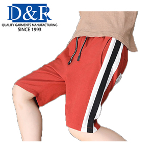 Shorts décontractés OEM pour hommes et enfants, amples, rayés, taille mi-haute, en polyester/coton respirant, teints unis, imprimés, avec cordon de serrage, style streetwear - Product Image 1
