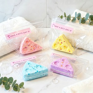 Jouet Squishy Gâteau au Fromage Coloré à Remontée Lente, Anti-Stress Doux, Cadeau Fidget pour Enfants, Idéal pour les Fêtes - Product Image 1