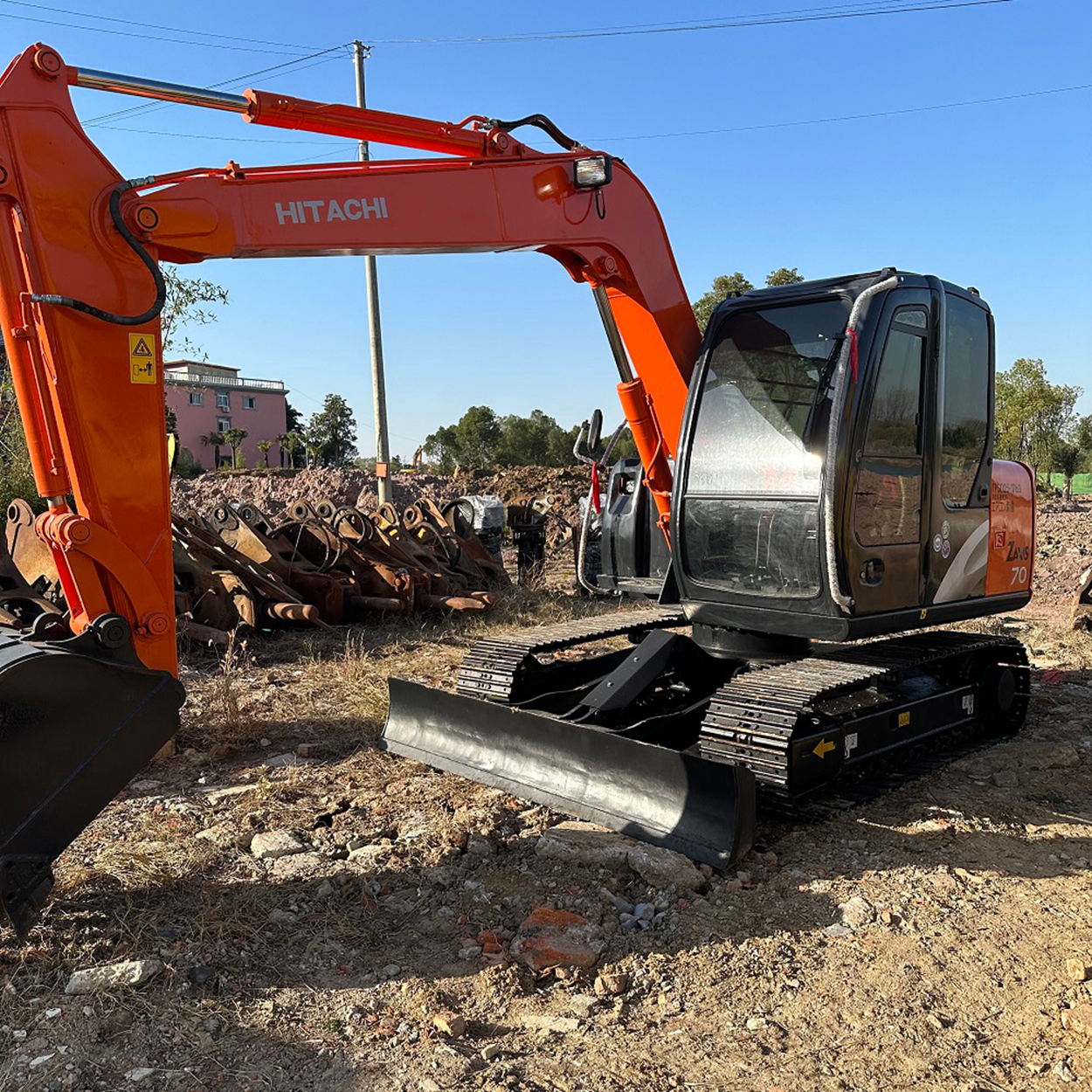 Используемая строительная техника Hitachi ZX70 экскаватор б/у