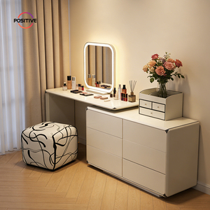 Coiffeuse de luxe moderne et minimaliste extensible haut de gamme pour chambre à coucher, à placer au pied du lit - Product Image 4