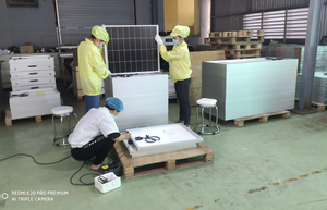 Panel Solar Monocristalino de Silicio Bifacial HJT de Alta Eficiencia (23.8%), Tipo N, Media Celda, Doble Vidrio, 385-405W - Product Image 5