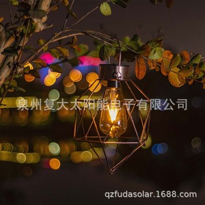 โคมไฟสวนพลังงานแสงอาทิตย์ LED สำหรับแขวนกลางแจ้ง โคมไฟเหล็กกันน้ำ 12V DC พร้อมแบตเตอรี่ รับประกัน 2 ปี - Product Image 2