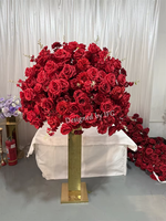 Tendance de la décoration florale de mariage IFG 2026, centre de table élégant en fleurs artificielles, roses rouges de 100 cm