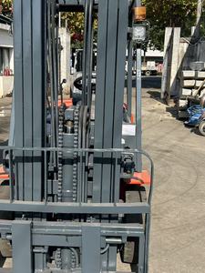 מלגזה הלי 3 טון עם מנוע בעירה פנימית, קיבולת העמסה 3000 ק\"ג, מותג מוביל - Product Image 4