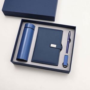 Set de Regalo de Lujo para Negocios al por Mayor: Cuaderno A5 de Cuero Personalizable y Bolígrafo con Taza Térmica y USB - Product Image 2