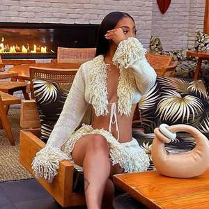 ビキニセット女性用かぎ針編みシェルタッセルビキニトップと貝殻アンクルチェーンセクシービーチスカートレースシースルースリムミニスカート - Product Image 1