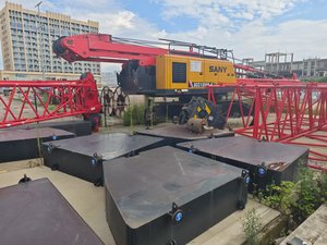 รถเครนตีนตะขาบ1350A-1จากประเทศจีนส่วนประกอบสำคัญรวมถึงมอเตอร์เกียร์ปั๊มเครื่องยนต์ Plc - Product Image 2