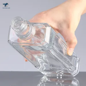 Well Sealed High Flint Square Glass Vodka Bottle With Cap