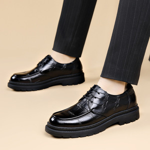 รองเท้าหนังลำลองสำหรับผู้ชาย สีดำ แบบผูกเชือก พื้นนุ่ม รองเท้าทำงานสไตล์วัยรุ่น แฟชั่นทันสมัย รองเท้าขับรถ - Product Image 3