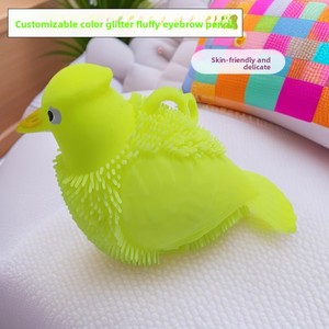 Jouet éducatif en caoutchouc anti-stress en forme de hérisson avec des yeux bombés pour enfants - Product Image 4
