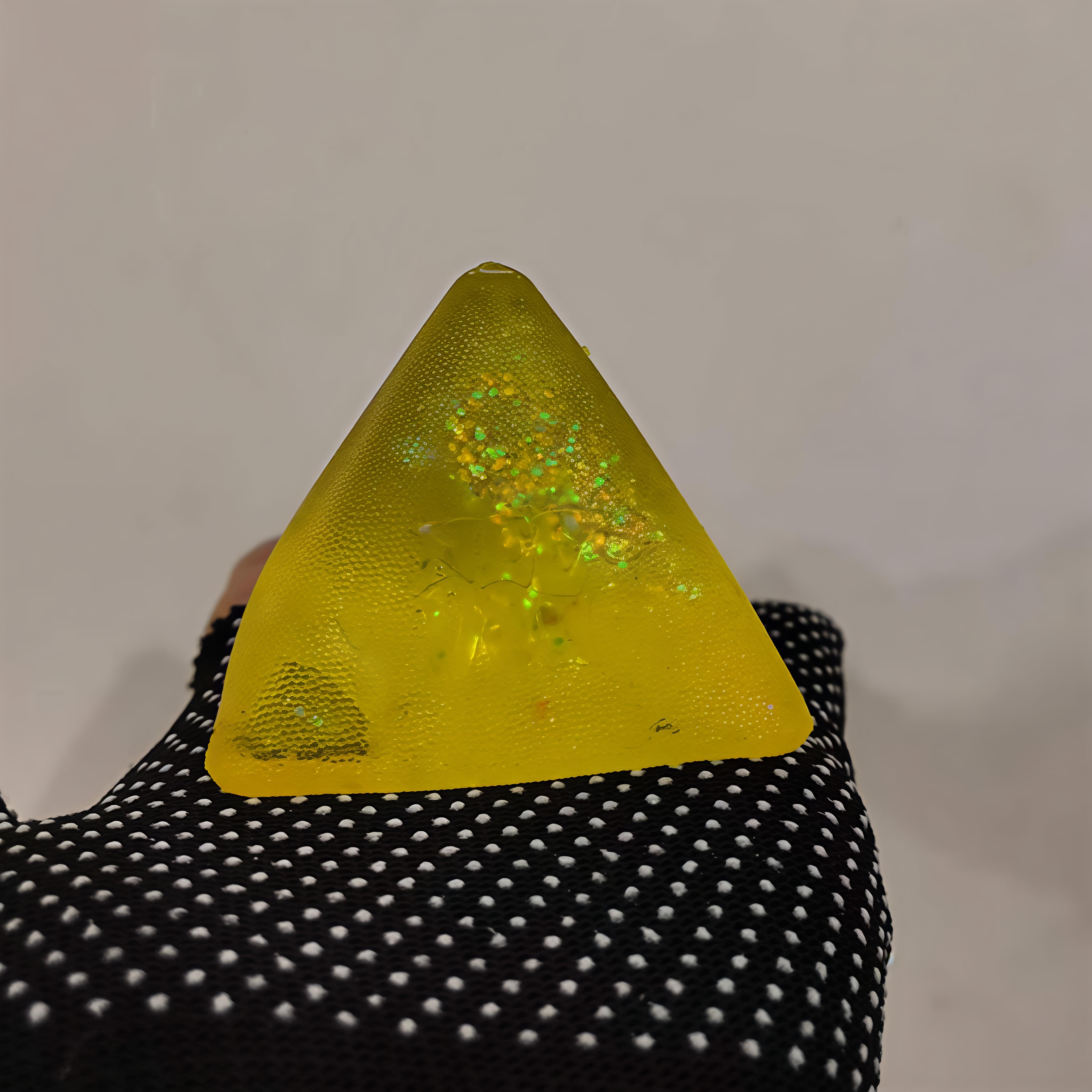 Jaune