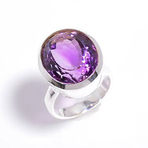 Natural Amethyst Oval Cut Gemstone 925 Sterling Silver Premium <b>Ring</b> Size US 9, Exporter Silver Gemstone Jewelry, Fine Jewelry - Product Image 4