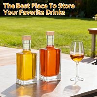 Bouteille en verre transparent vide avec bouchon en liège et couvercle en bois – Solution d'emballage haut de gamme pour Gin et Vodka
