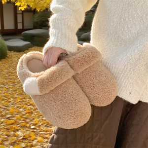 Pantoufles Femme Chaudes – Polaire Douce – Semelle Antidérapante – Confort Maison Hiver