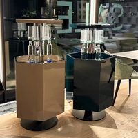 Mini-bar de luxe moderne avec élévateur, design créatif et élégant, pour projets de villas et de manoirs