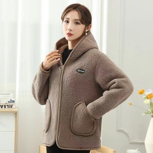 Temporada de Otoño Oriental 2025 para Mujer y Artículos: Abrigo con Capucha a la Moda, Ropa de Mujer de Talla Grande Formal - Product Image 5