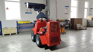 Komatsu รถตักขนาดเล็กพร้อมเครื่องยนต์ EPA ความจุ600กก. ส่วนประกอบหลักของล้อหน้ารวมถึงปั๊มมอเตอร์ - Product Image 2