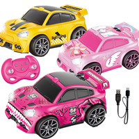 Voiture de drift 4x4 2,4 GHz à 2 vitesses avec lumières LED, accessoire pour jeux de bureau à distance et modes d'évasion, échelle 1:64, chargeur et télécommande
