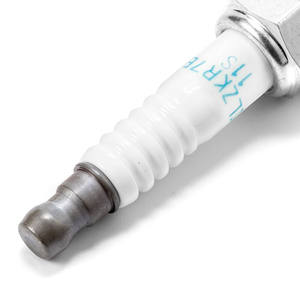 Bujía de Encendido NGK 92932 SILZKR7C11S Laser Iridium, Bujía de Encendido Automotriz Premium para Reemplazo de Motor de Automóvil - Product Image 4