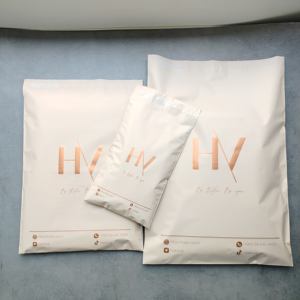 Faible MOQ 100 pièces – Sacs d'expédition en polyéthylène mat pêche beige pour vêtements, avec logo personnalisé, pour l'expédition de colis en ligne - Product Image 4