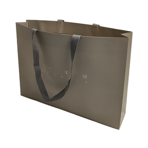 Wholesale <strong>Large</strong> Size Luxury Kraft <strong>Paper</strong> <strong>Bag</strong> Custom <strong>Logo</strong> <strong>Printed</strong> <strong>Paper</strong> for Clothing Packaging - Product Image 1