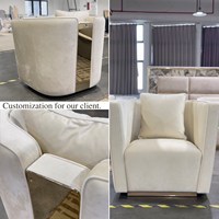 Fauteuil club de luxe en velours à dossier enveloppant, base sur socle doré, pour salon de villa Foshan