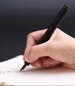 Delike-HUNYUAN Black Knight penna stilografica interamente in rame Ming-tip small art-point student penna per <span class=keywords><strong>calligrafia</strong></span> per scrittura per adulti made in China - Product Image 5