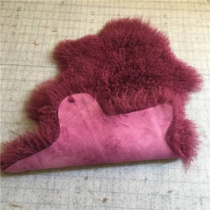 Couverture à usage bébé en peau <span class=keywords><strong>de</strong></span> mouton pour cheveux bouclés brun <span class=keywords><strong>rose</strong></span> pâle - Product Image 1