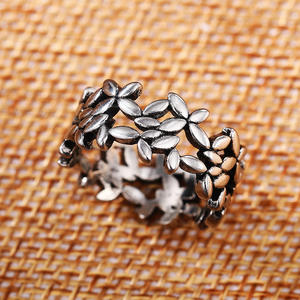 F1009 Anello in Lega con Motivo Floreale Placcato Argento Anticato Unisex Anelli alla Moda Regalo Gioielli - Product Image 2