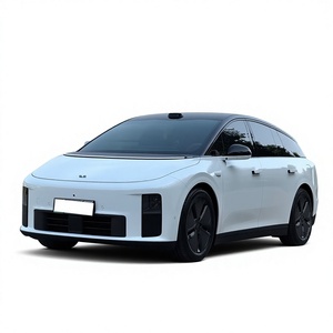 Auto Elettrica EV a Due Ruote Motrici, Autonomia NEDC 720km, Batteria 87.3kWh, Li Auto I6 Veicolo a Nuova Energia Edizione Standard, Niss 250kW 425Nm - Product Image 1