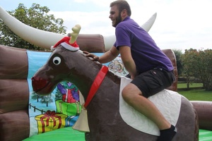 Commercial noël mécanique rodéo renne sport <span class=keywords><strong>jeu</strong></span> défi mécanique taureau équitation machine gonflable fou cowboy - Product Image 5