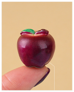 Rouge vert réaliste alimentaire Mini 3D résine pomme <span class=keywords><strong>bricolage</strong></span> fruits breloques avec crochet pour bijoux boucle d'oreille <span class=keywords><strong>magasin</strong></span> jouet réveillon <span class=keywords><strong>de</strong></span> noël décoration - Product Image 4