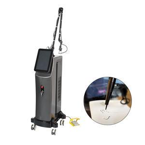 Appareil de beauté au laser CO2 fractionné pour estomper les taches, éliminer les rides, lutter contre le vieillissement et resserrer le vagin - Product Image 3