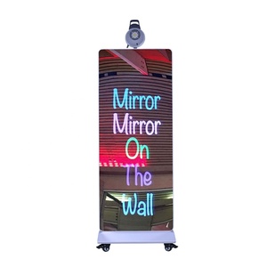 <span class=keywords><strong>Fotomaton</strong></span> al por mayor de alquiler de pantalla táctil de fotopata, espejo de fotos de cabina de video de boda mágica con luces - Product Image 1
