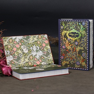 สมุดบันทึกปกแข็งเย็บด้ายสีวินเทจลาย Song of the Vine พร้อมปั๊มทอง บรรจุภัณฑ์พื้นฐานสำหรับเป็นของขวัญ - Product Image 3