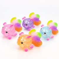Squishies Poisson Rouge Pailleté à Queue Colorée en Maltose, Poisson Marin à Rebond Lent, Jouet Anti-Stress en Gelée à Presser pour Enfants et Adultes