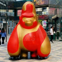 Sculpture de gorille rouge en FRP peinte sur mesure, style pop art grandeur nature, ornement pour place commerciale